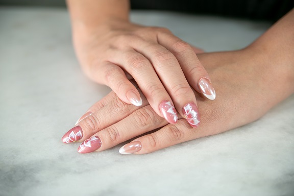 Uñas esculpidas